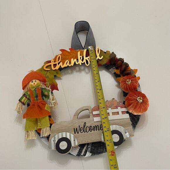 Wreath Handmade Fall Autumn Harvest Thankful Scarecrow - Picture 5 of 7